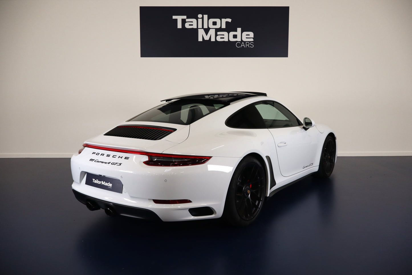 Porsche 911 carrera 4 GTS