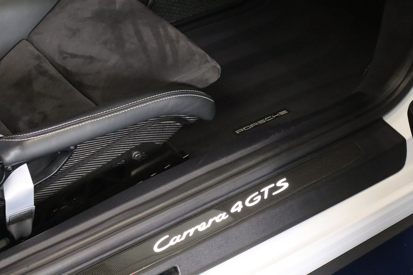Porsche 911 carrera 4 GTS