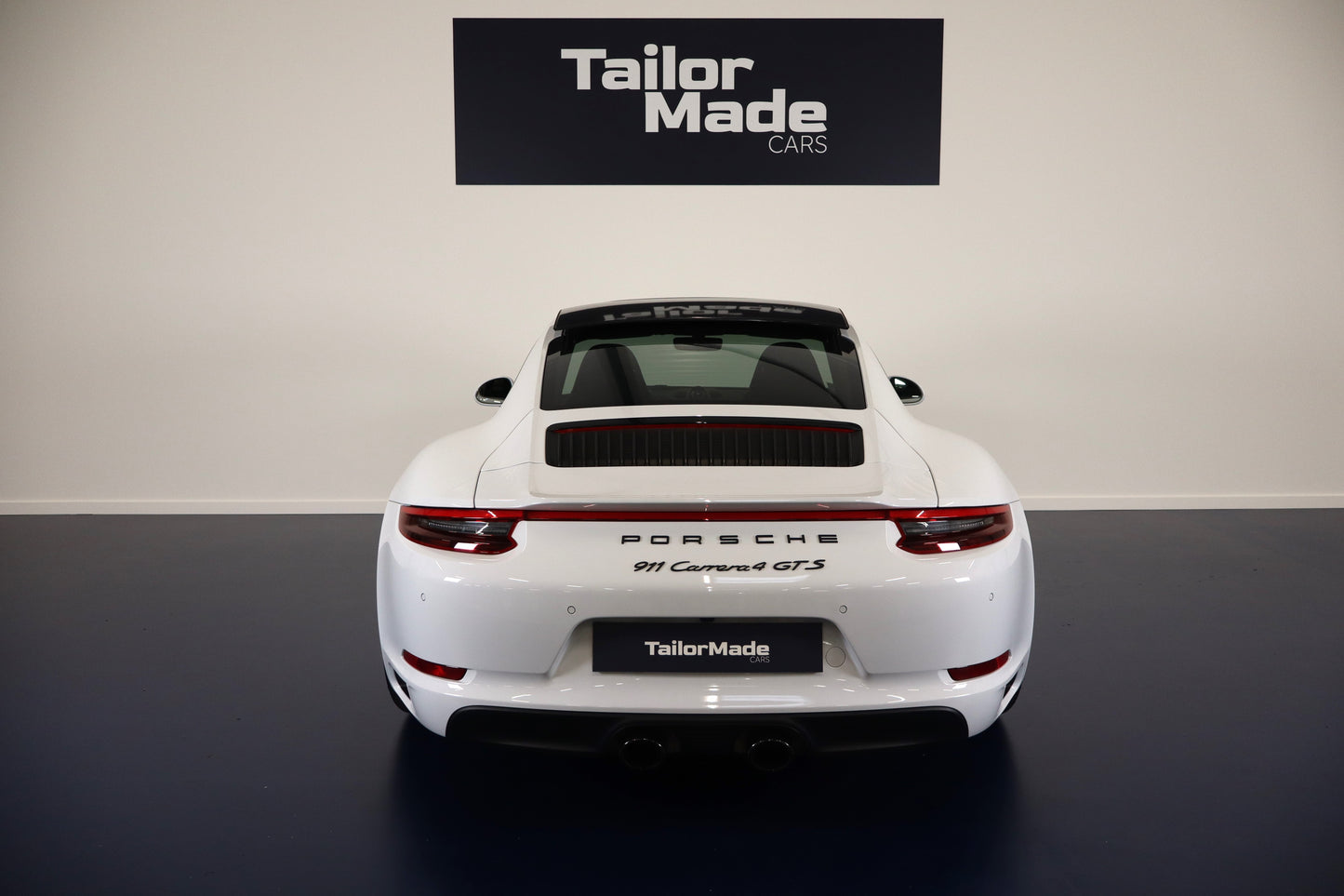 Porsche 911 carrera 4 GTS
