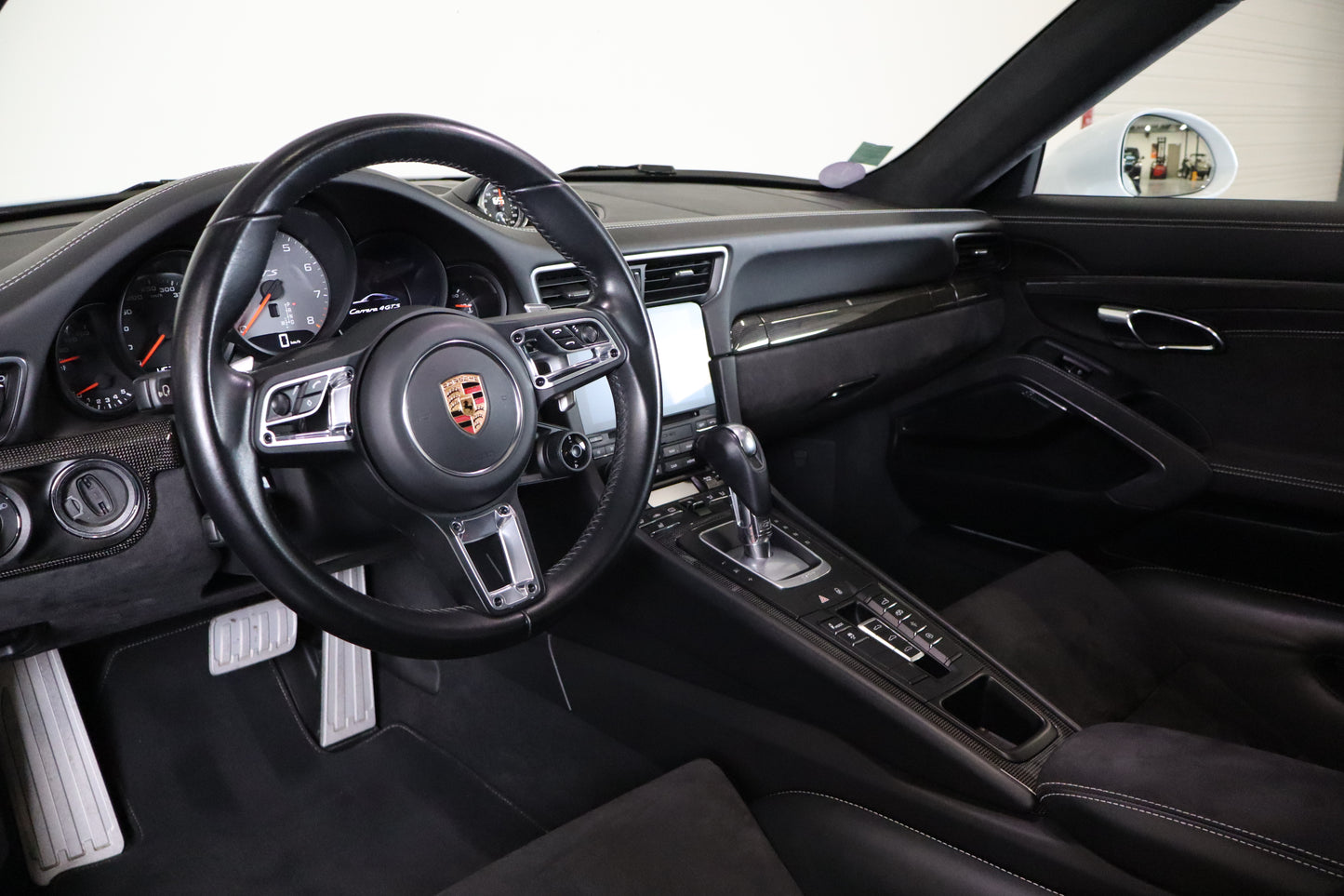 Porsche 911 carrera 4 GTS