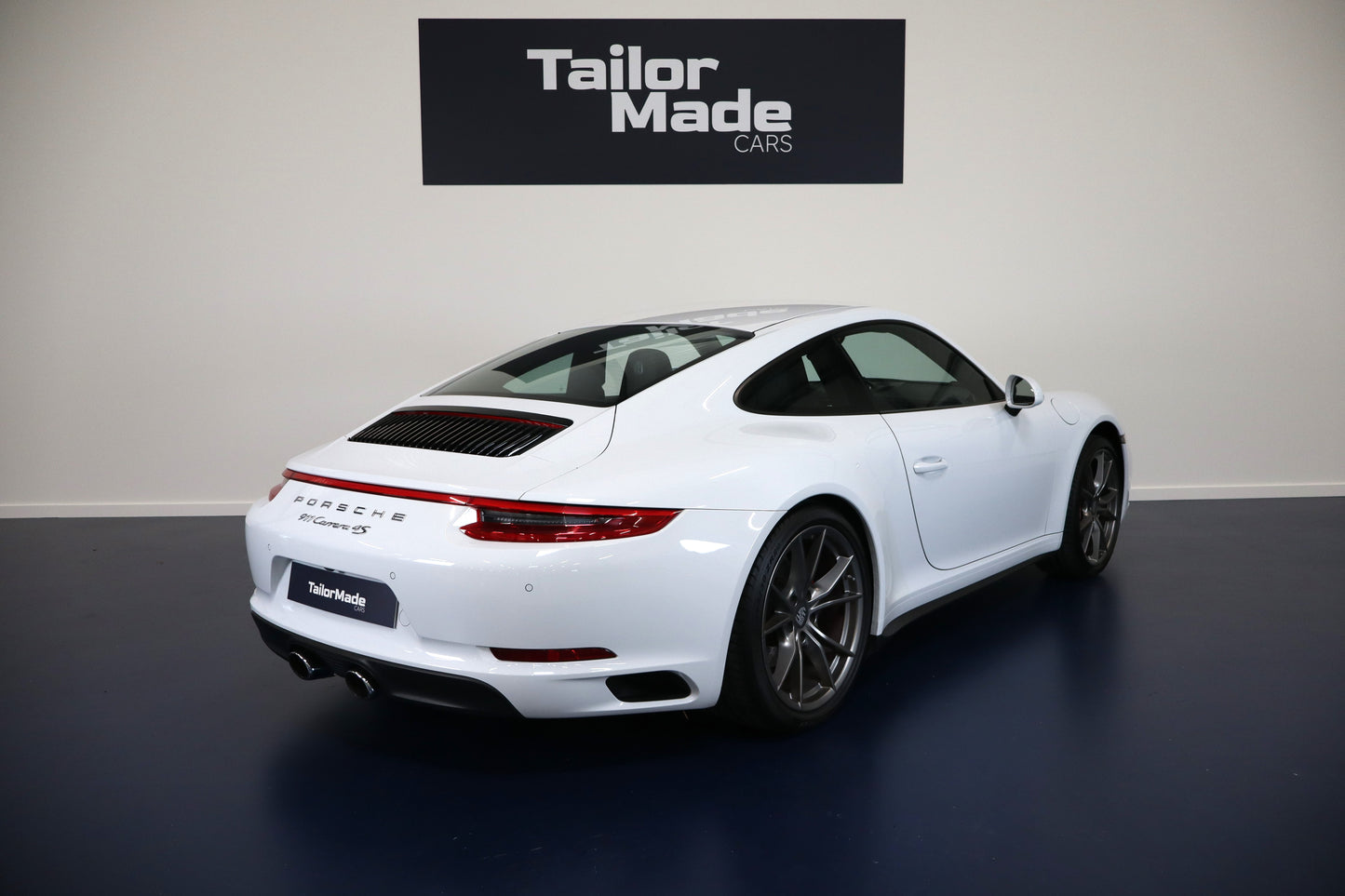 Porsche 911 carrera 4S coupe