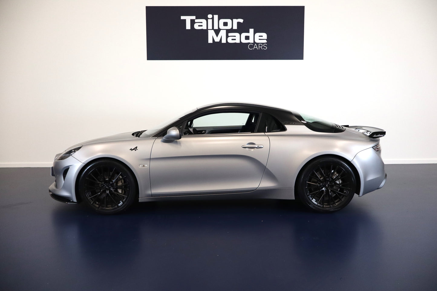Alpine A110 300 Enstone Edition