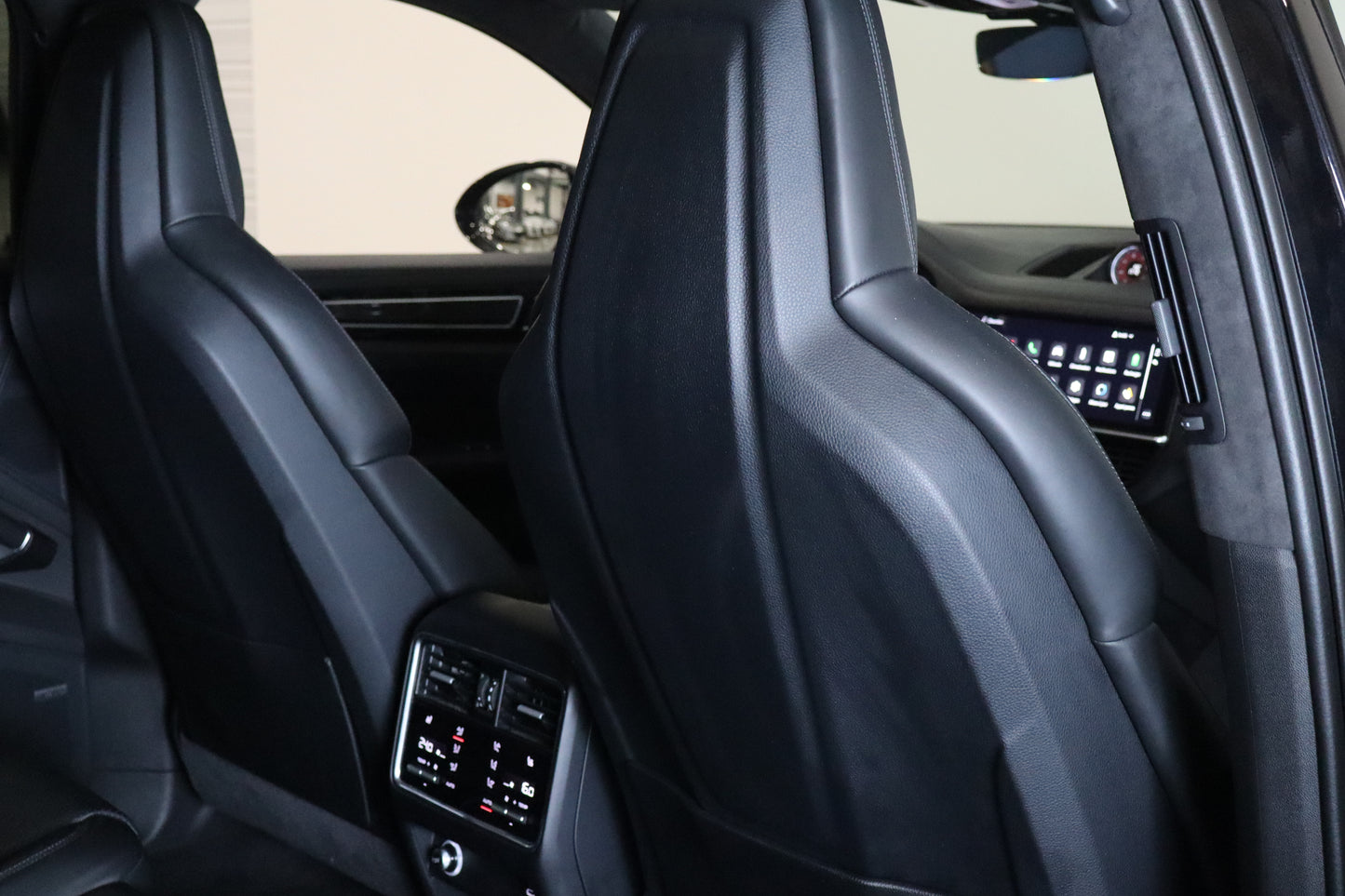 Porsche Cayenne Coupe Hybrid