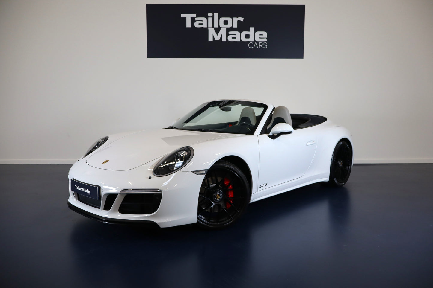 Porsche 911 carrera 4GTS cabriolet