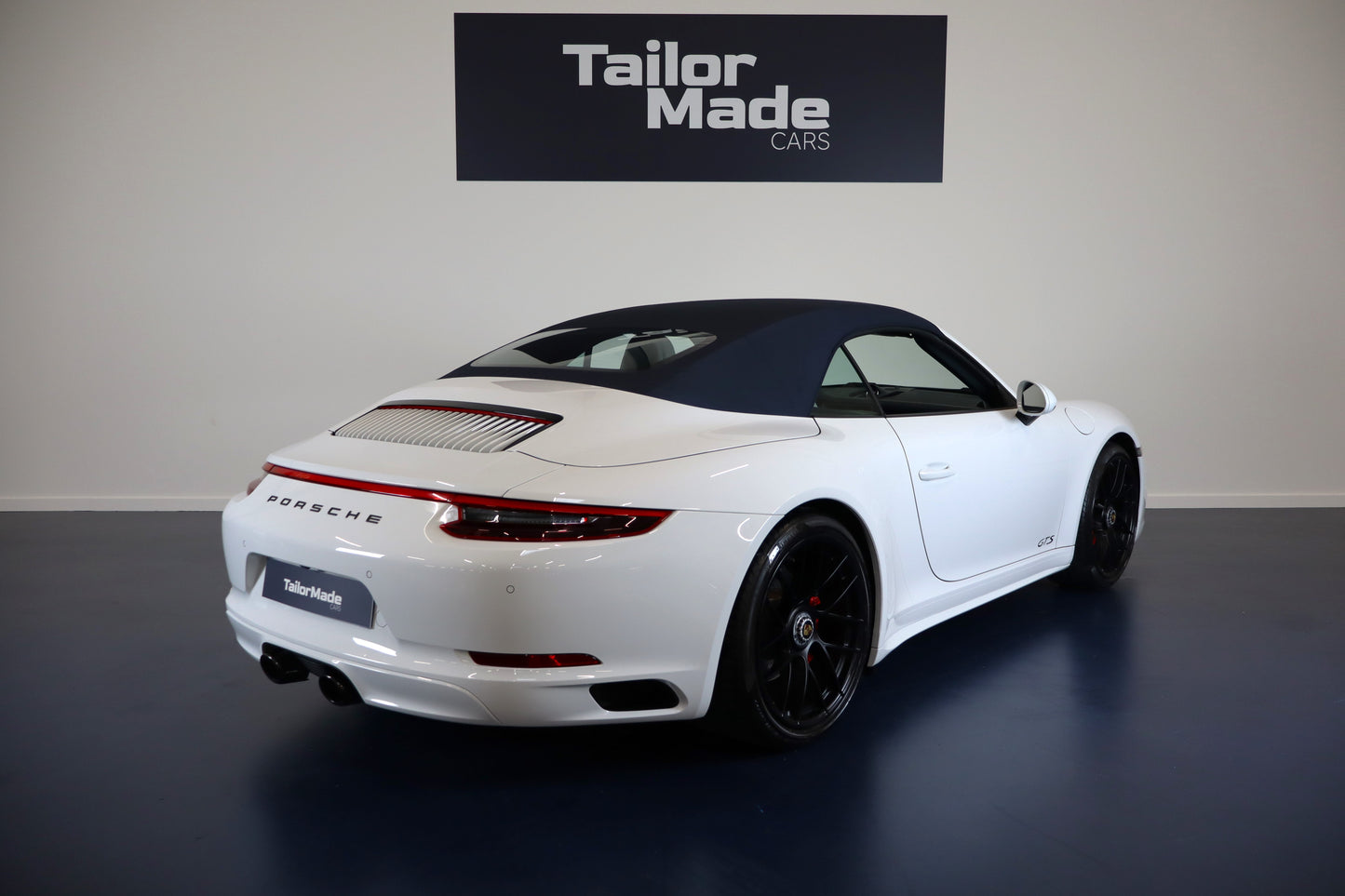 Porsche 911 carrera 4GTS cabriolet