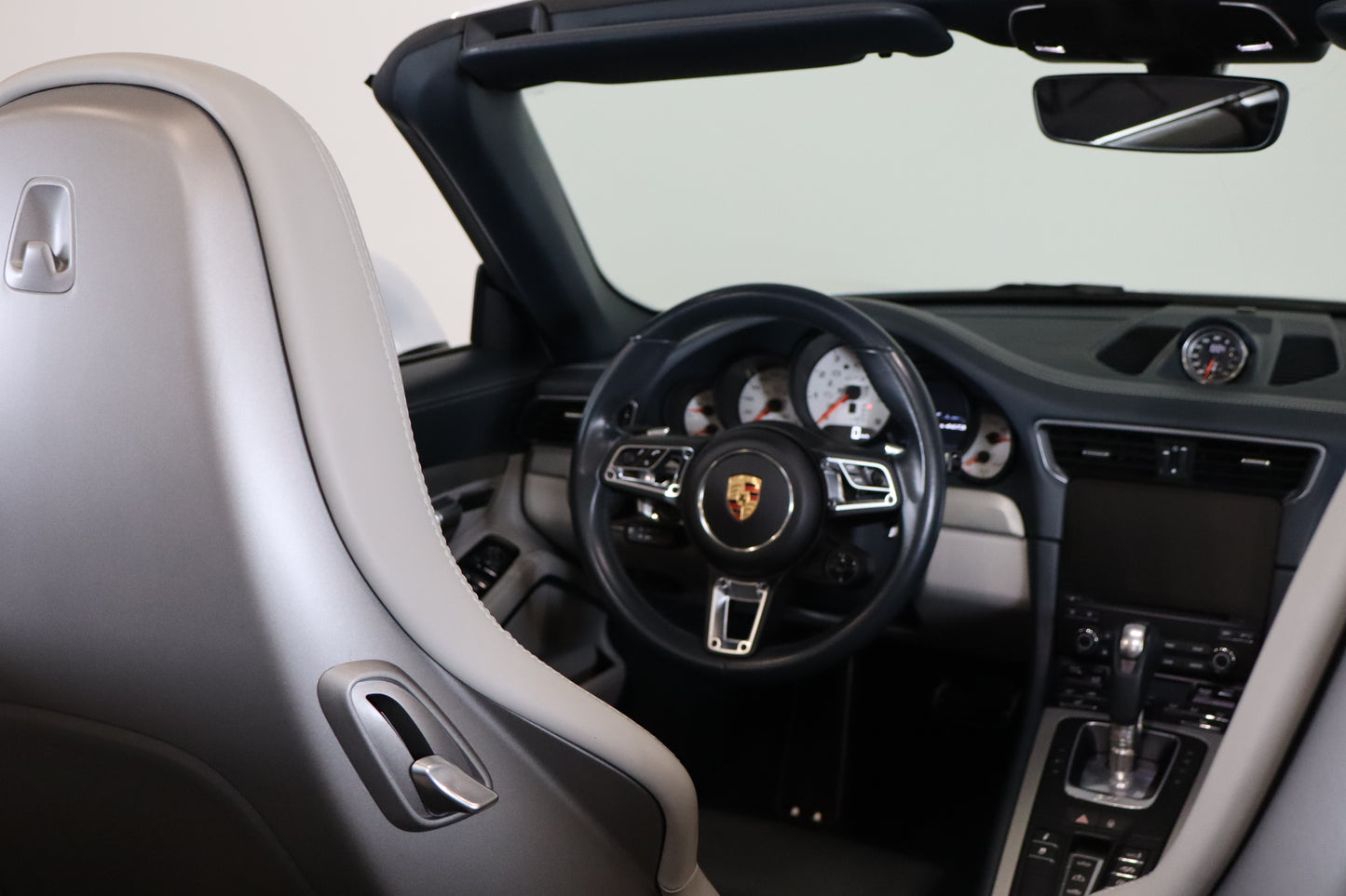 Porsche 911 carrera 4GTS cabriolet