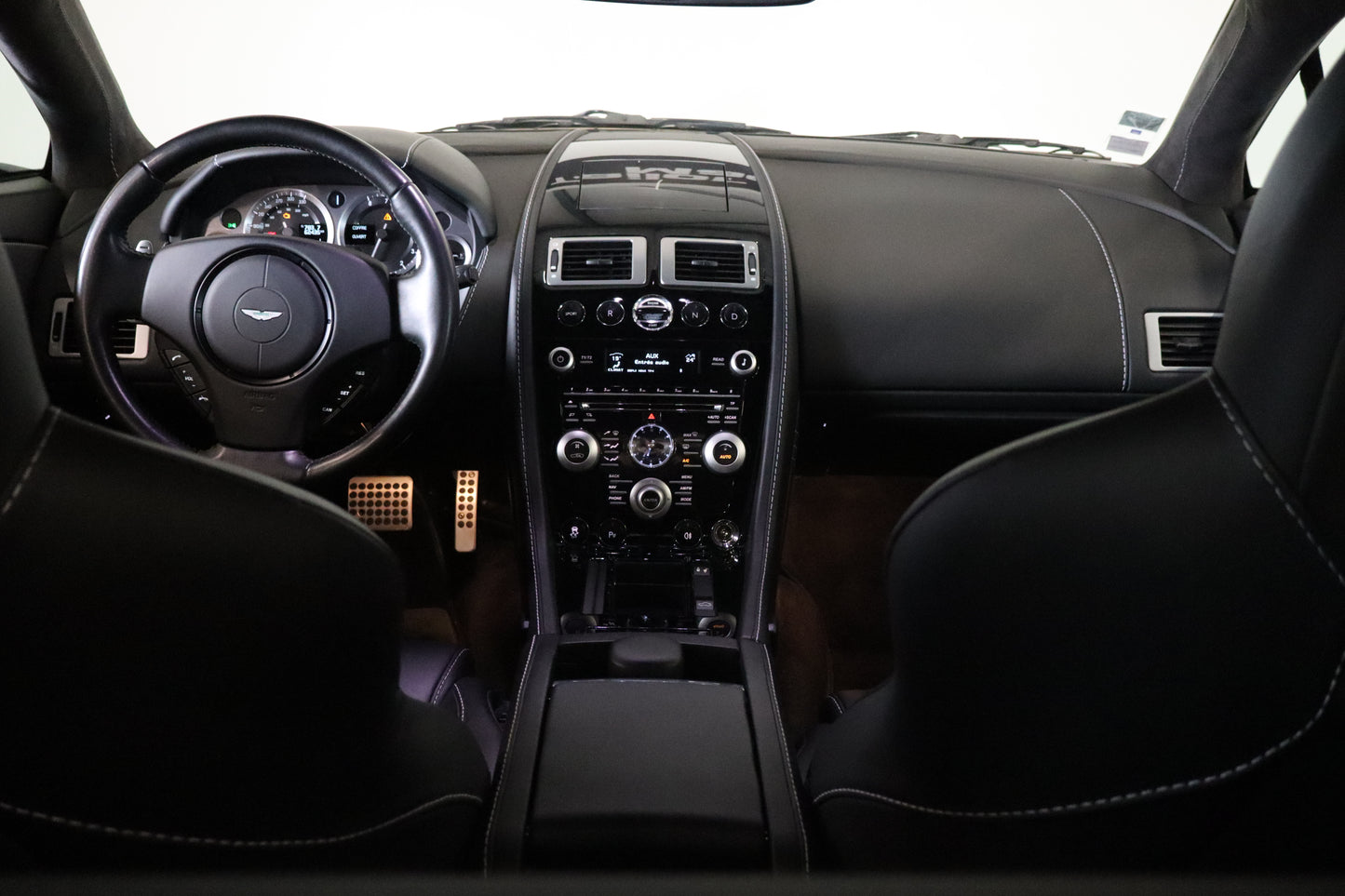 Aston Martin V8 Vantage