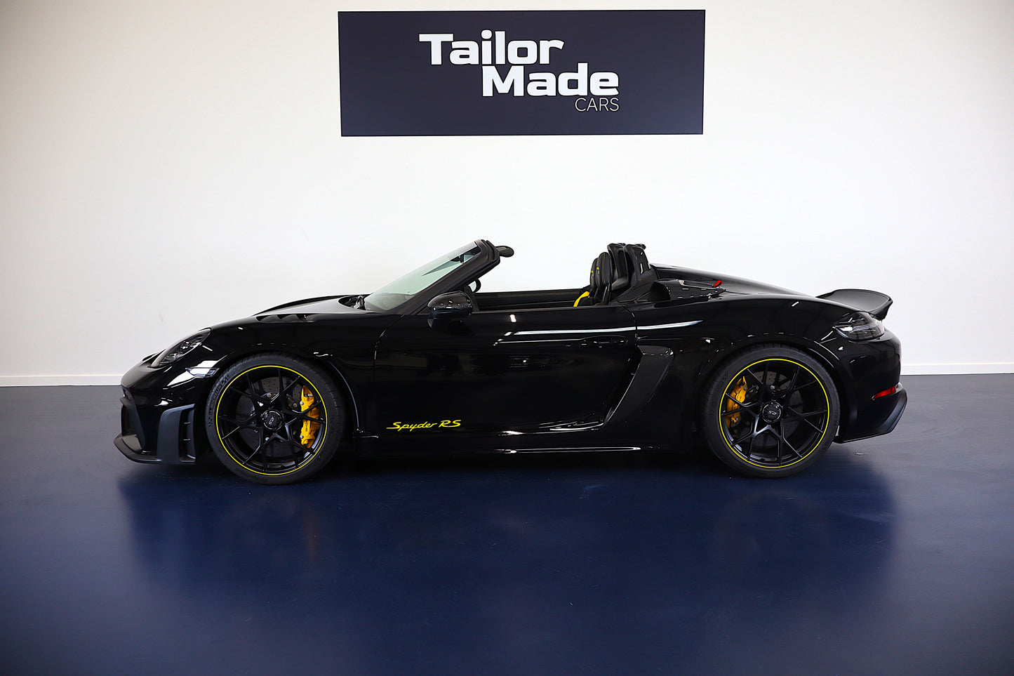 Porsche 718 Spyder RS