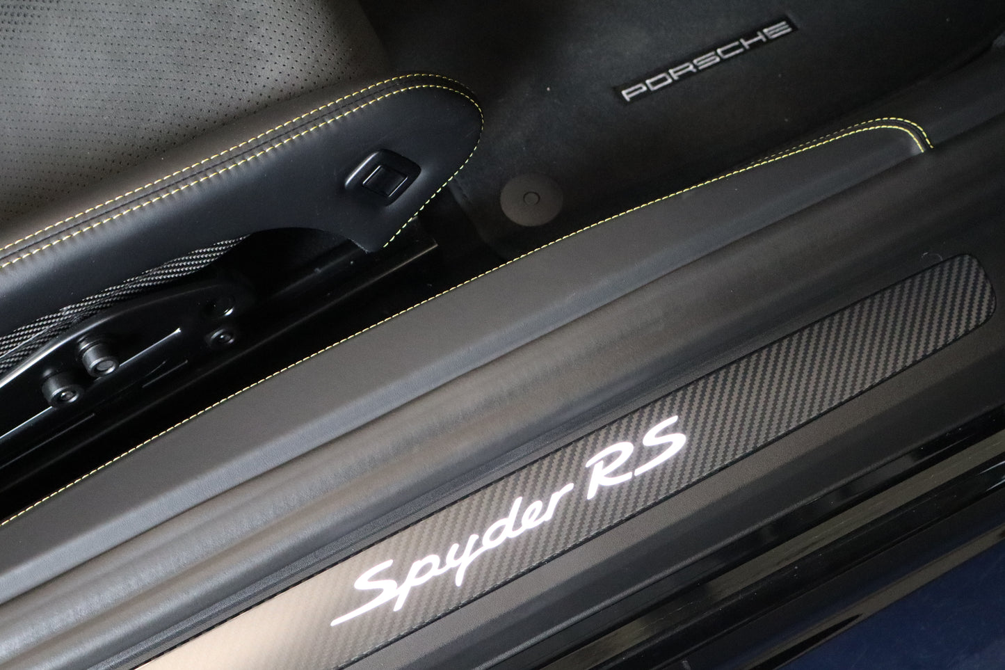 Porsche 718 Spyder RS