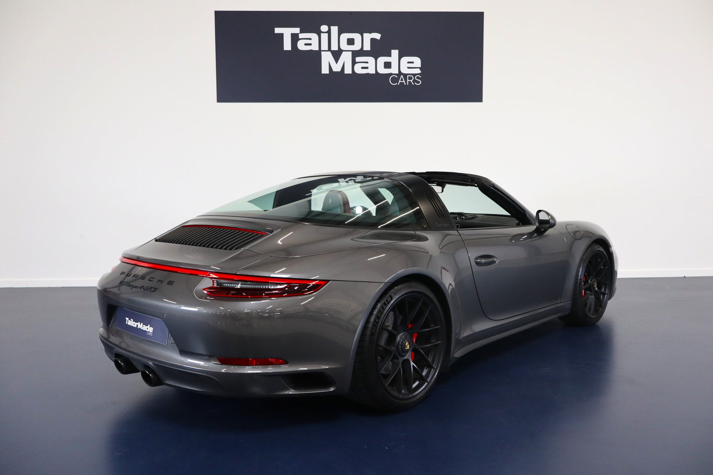Porsche 911 Targa 4 GTS 450 PDK