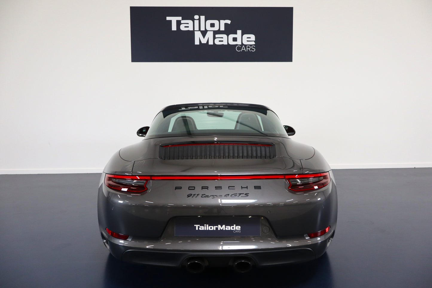 Porsche 911 Targa 4 GTS 450 PDK