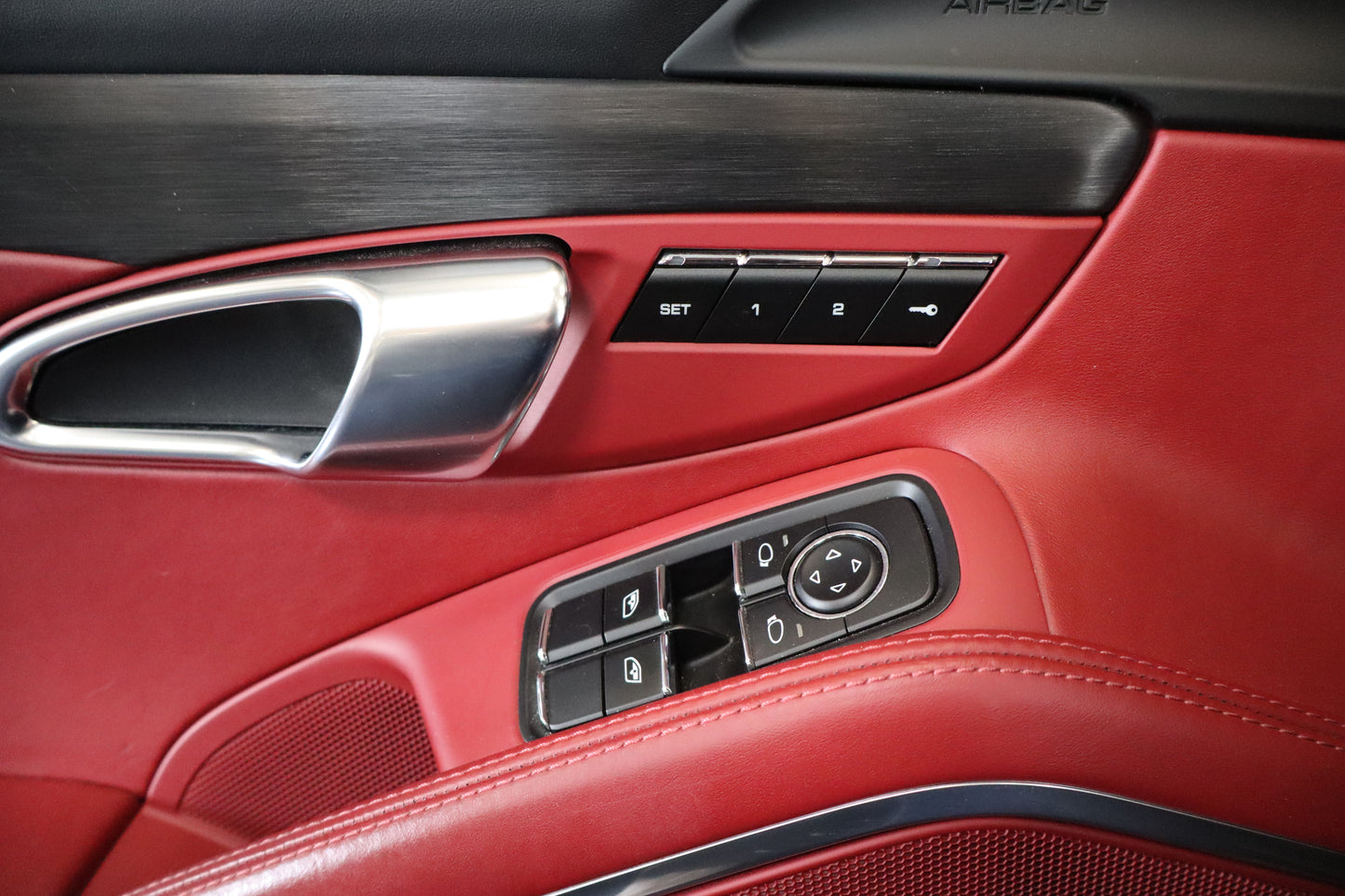 Porsche 911 Targa 4 GTS 450 PDK