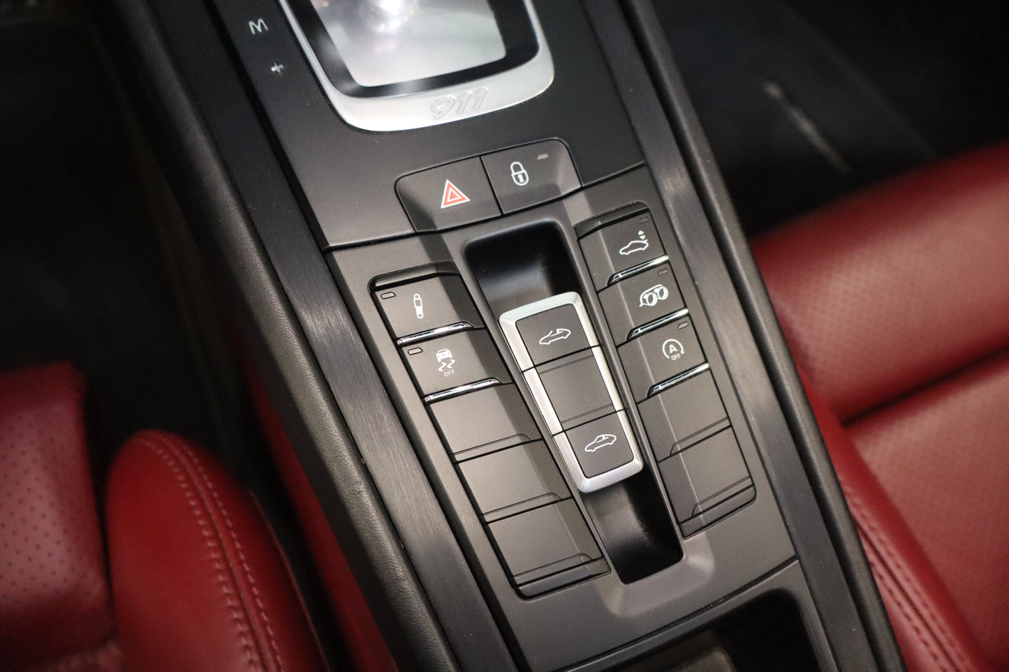 Porsche 911 Targa 4 GTS 450 PDK