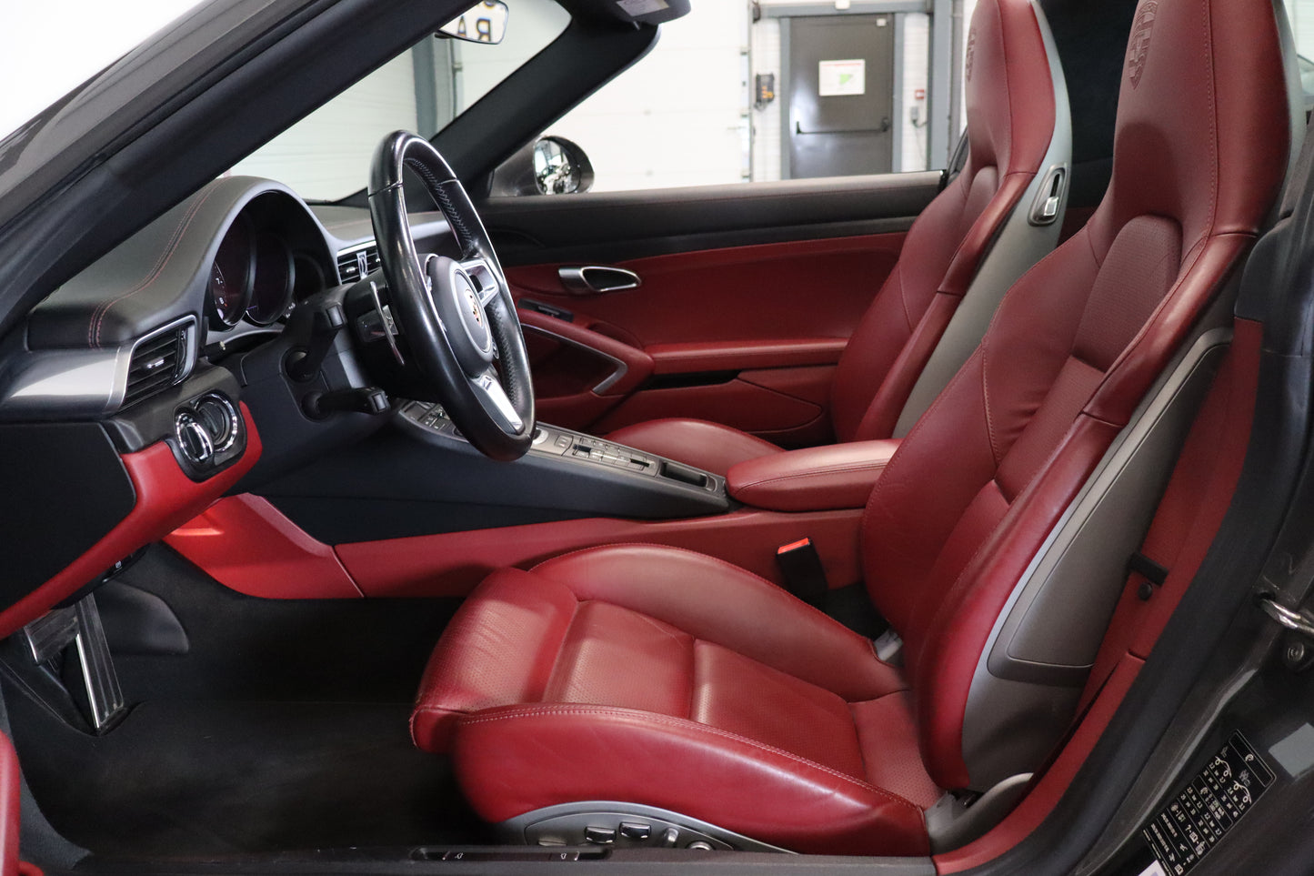 Porsche 911 Targa 4 GTS 450 PDK