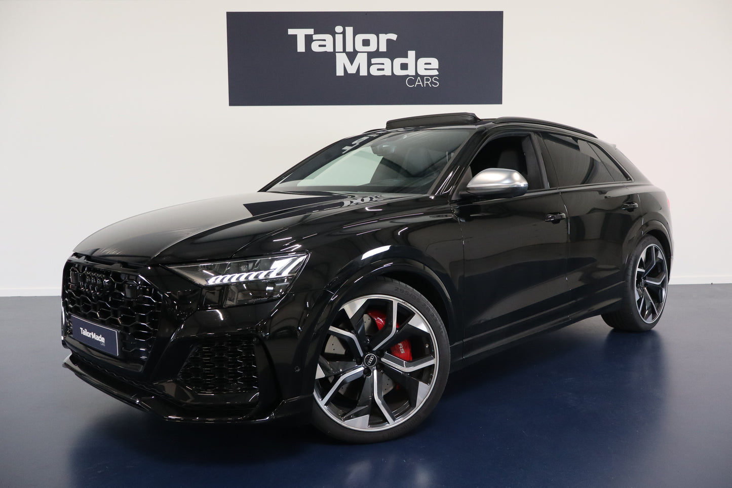 Audi RSQ8 600 Quattro