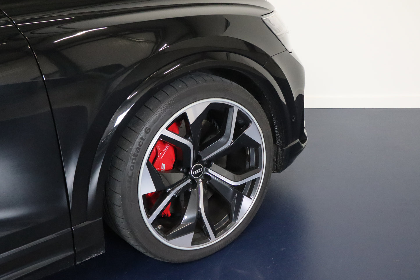 Audi RSQ8 600 Quattro
