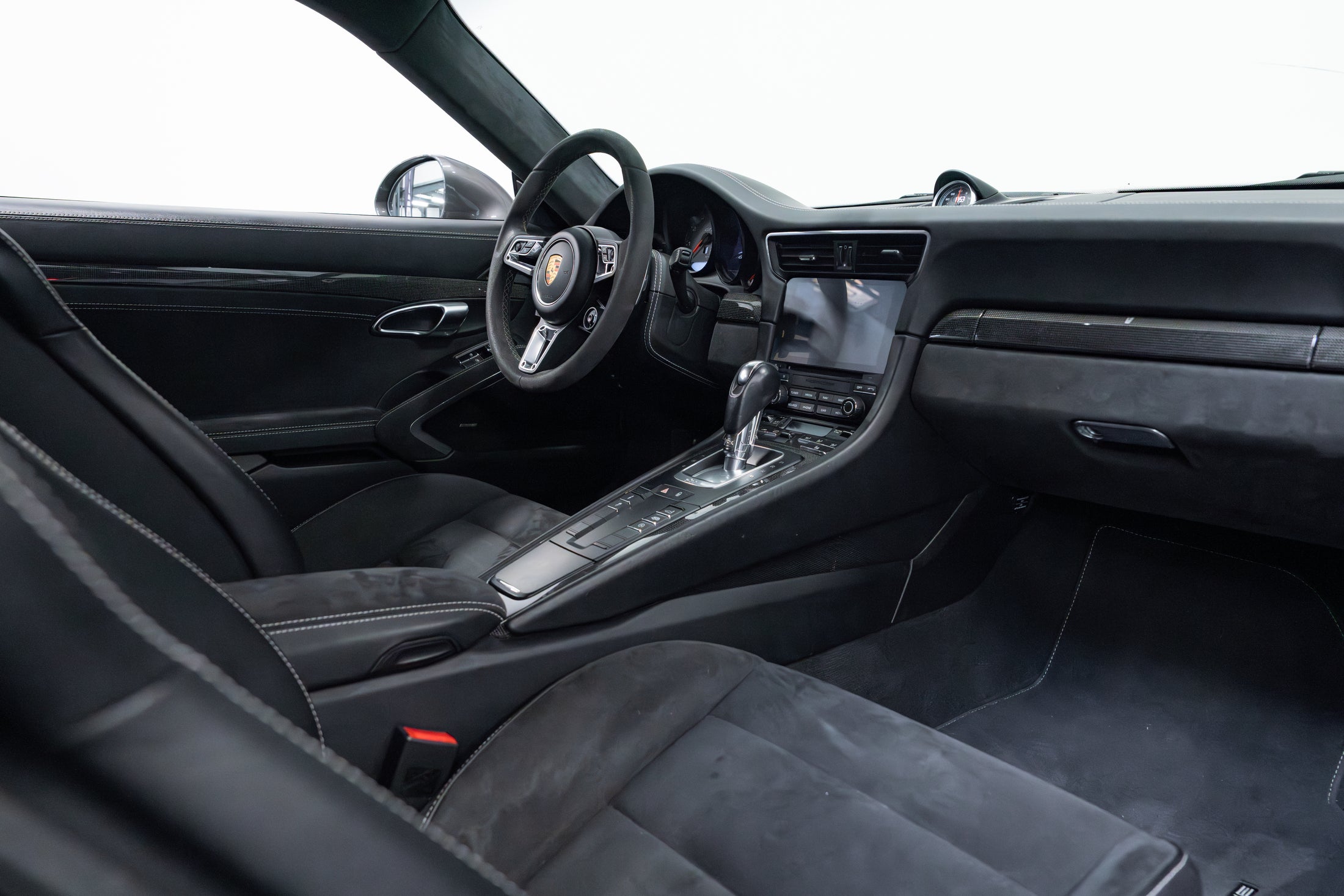 Porsche 911 Carrera 4 GTS