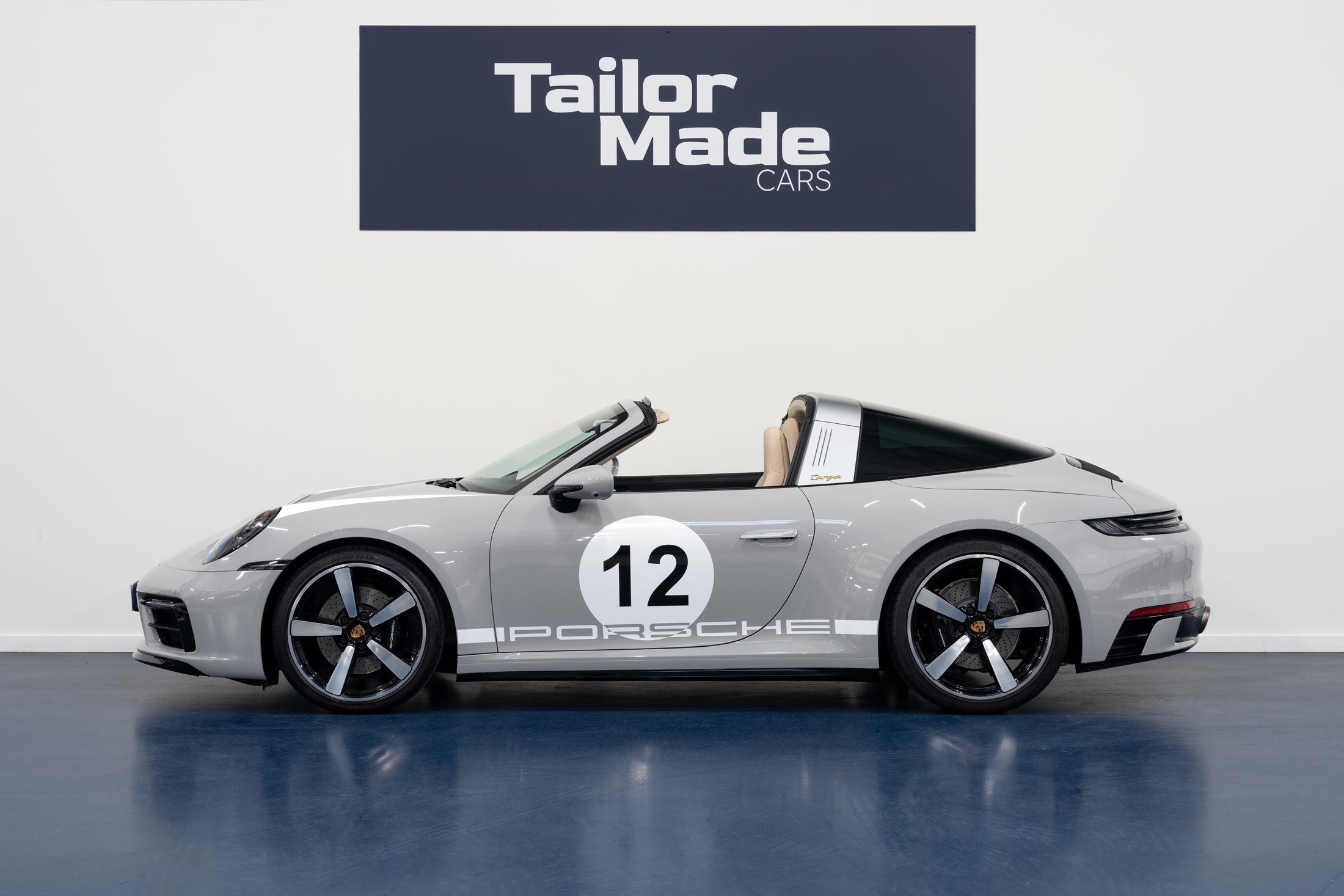 Porsche 911 Targa 4S Heritage Edition
