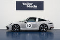 Charger l'image dans la visionneuse de la galerie, Porsche 911 Targa 4S Heritage Edition
