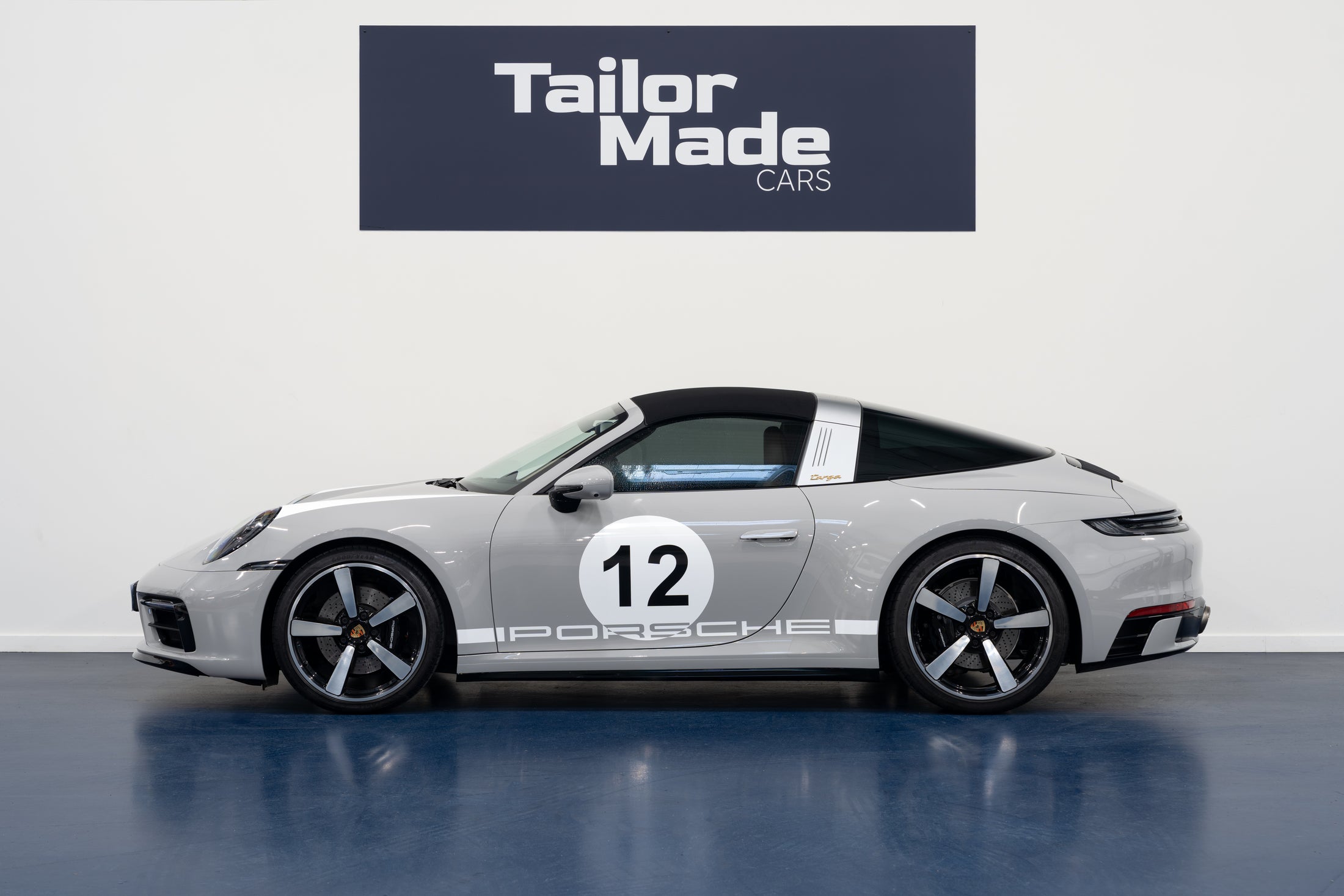 Porsche 911 Targa 4S Heritage Edition