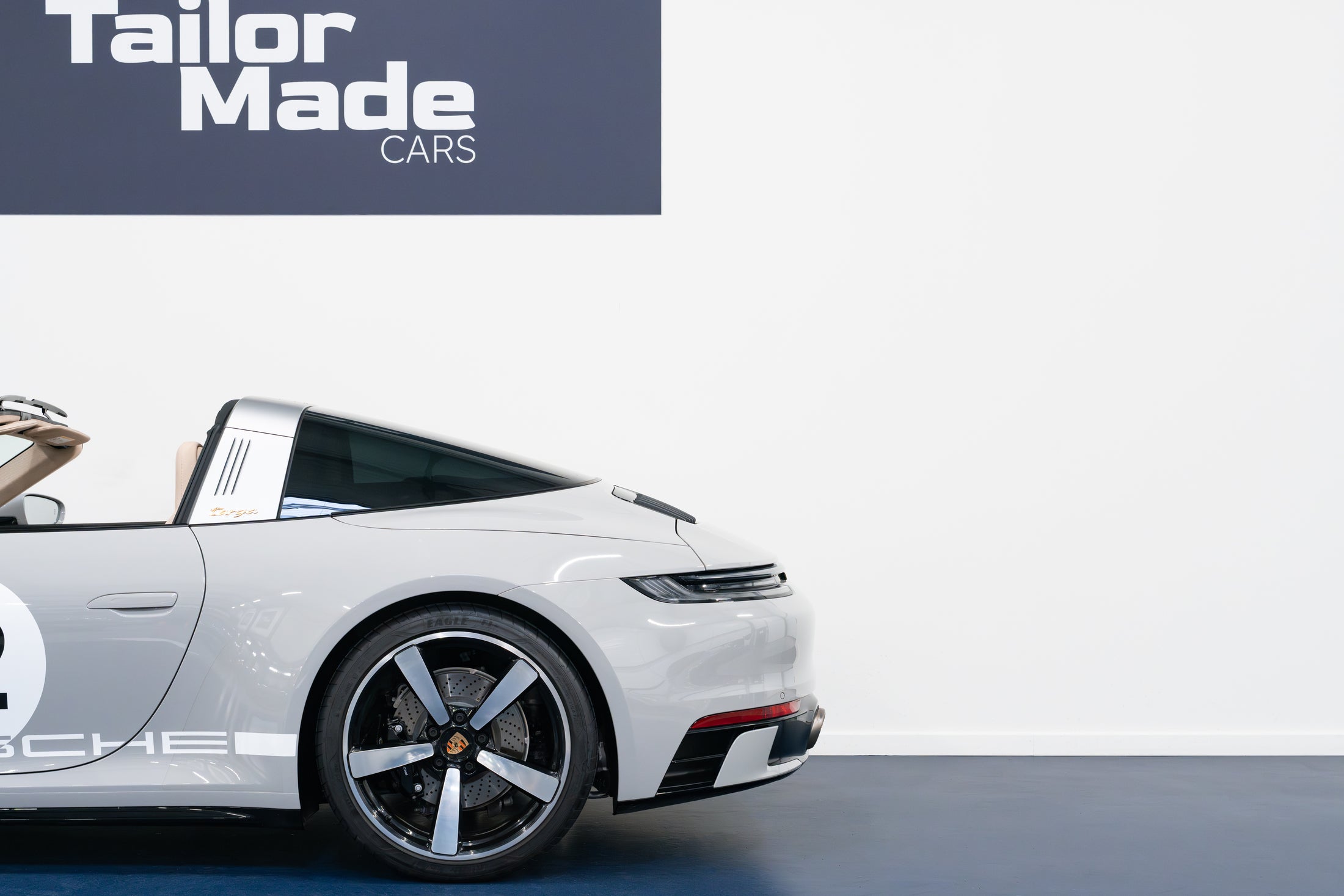 Porsche 911 Targa 4S Heritage Edition
