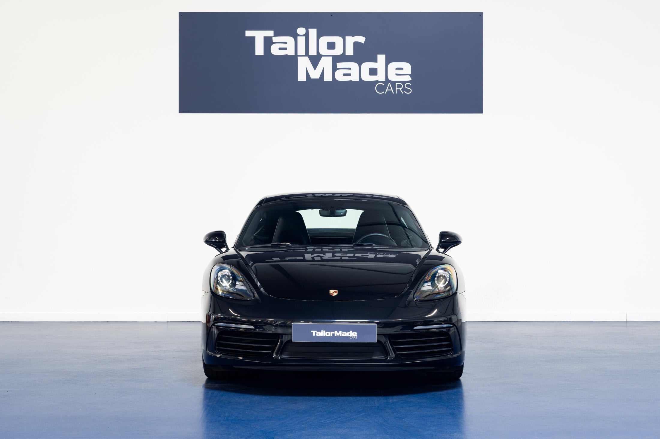 Porsche Cayman 300