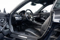 Charger l'image dans la visionneuse de la galerie, Porsche Cayman 300
