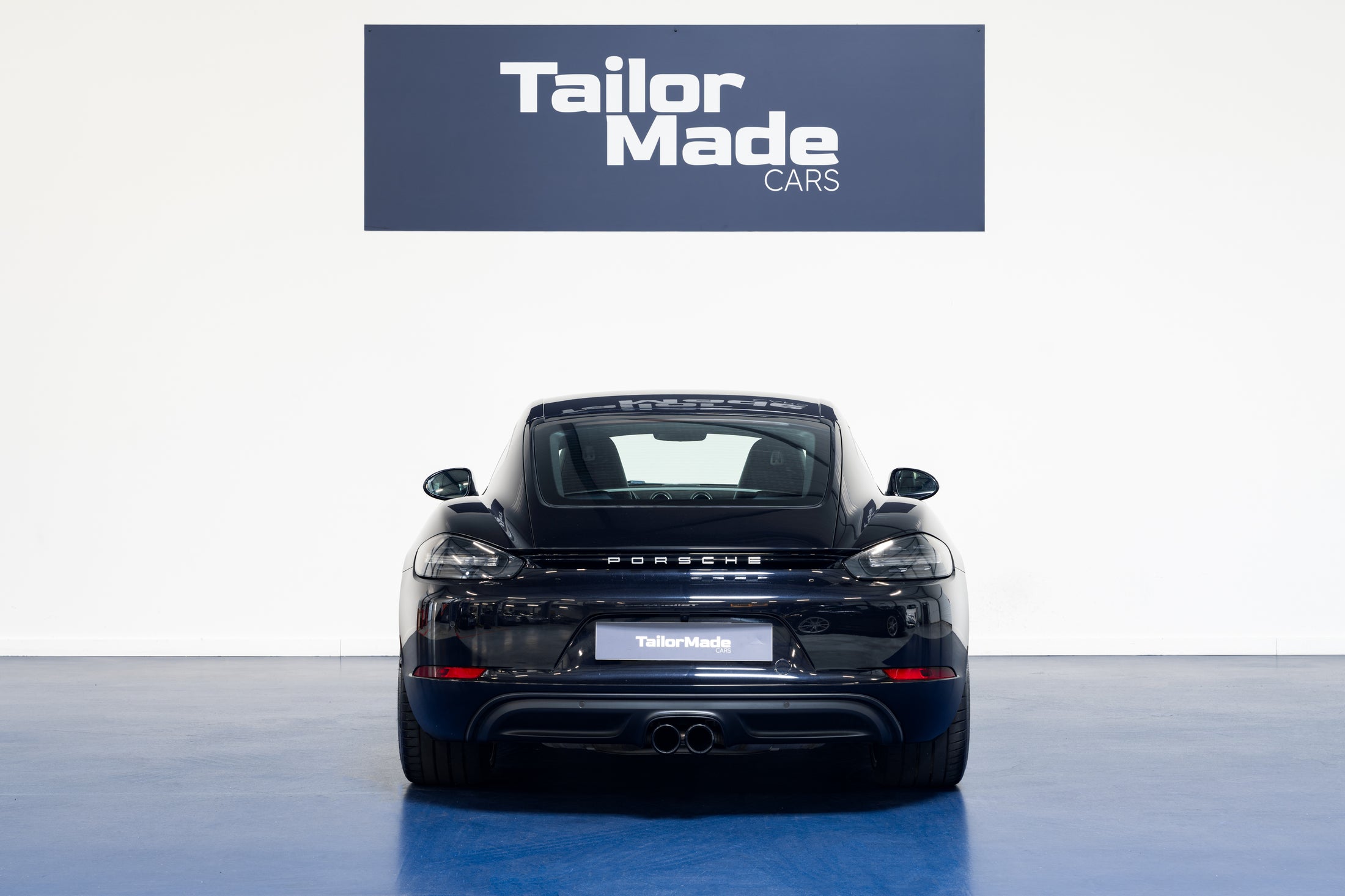 Porsche Cayman 300