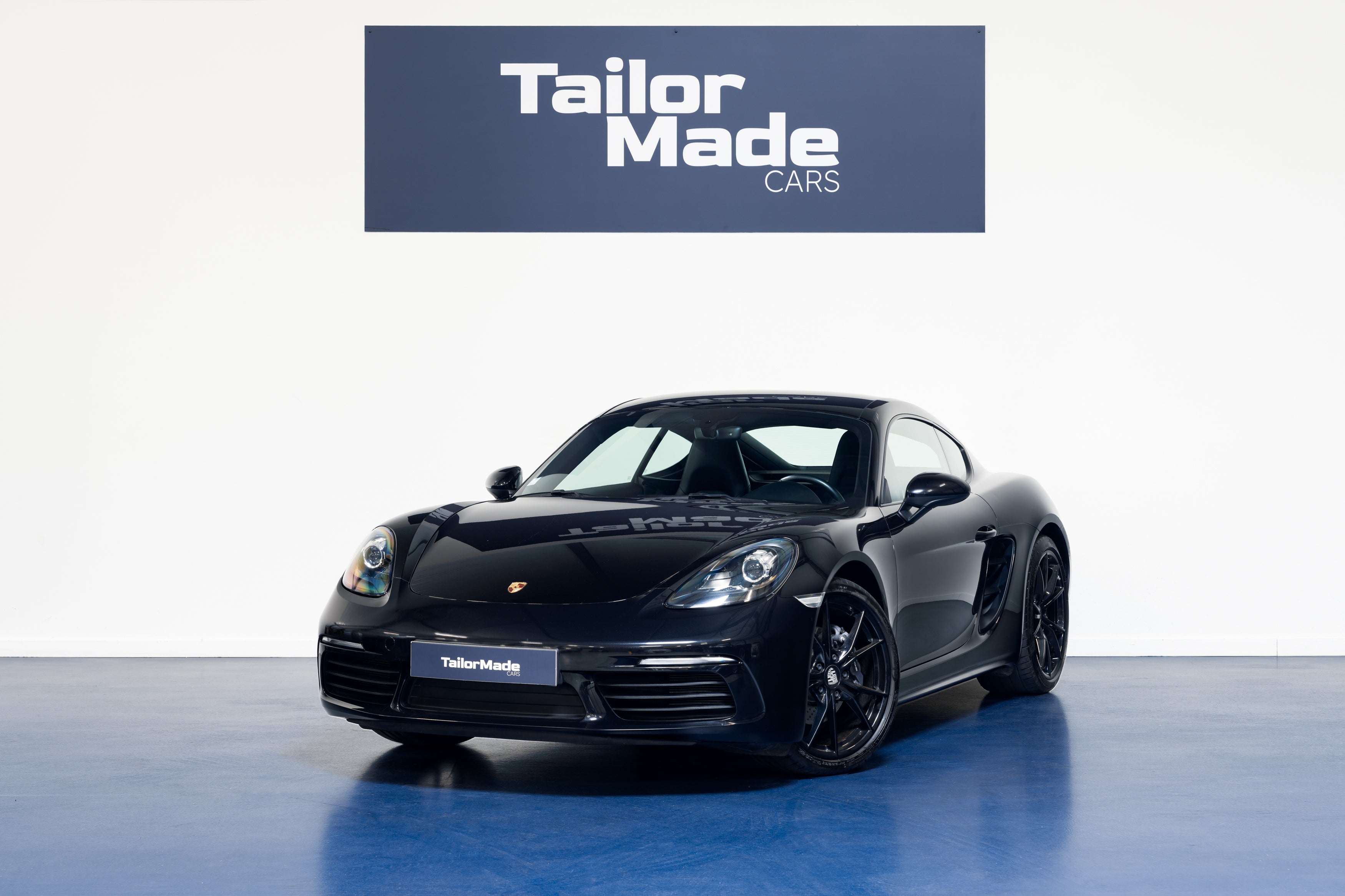 Porsche Cayman 300