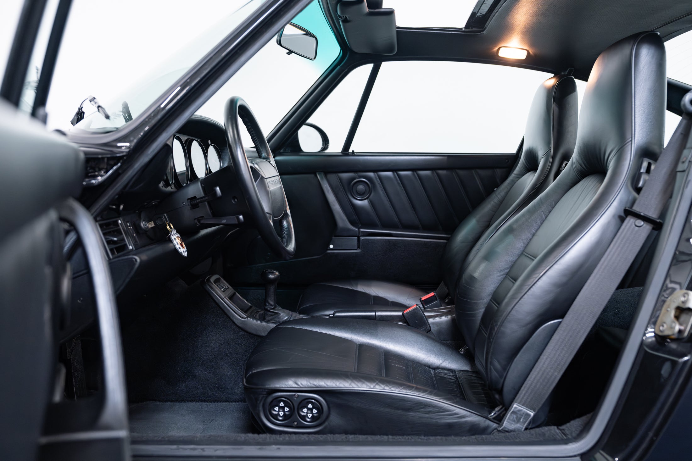 Porsche 911 Turbo 3.3 Kit X33