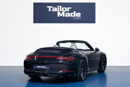 Porsche 911 Carrera 4 GTS Cabriolet