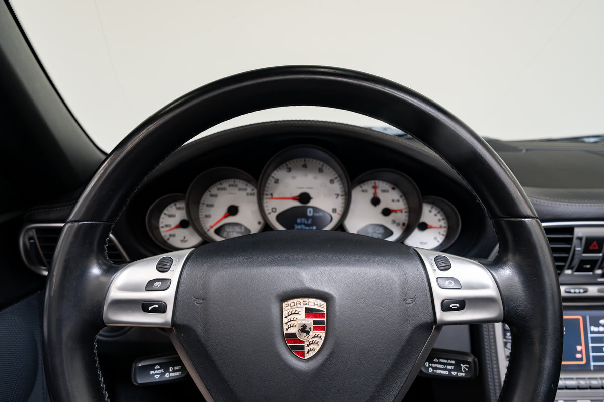 Porsche 911 Carrera 4S Cabriolet