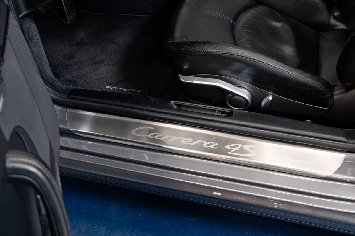 Porsche 911 Carrera 4S Cabriolet
