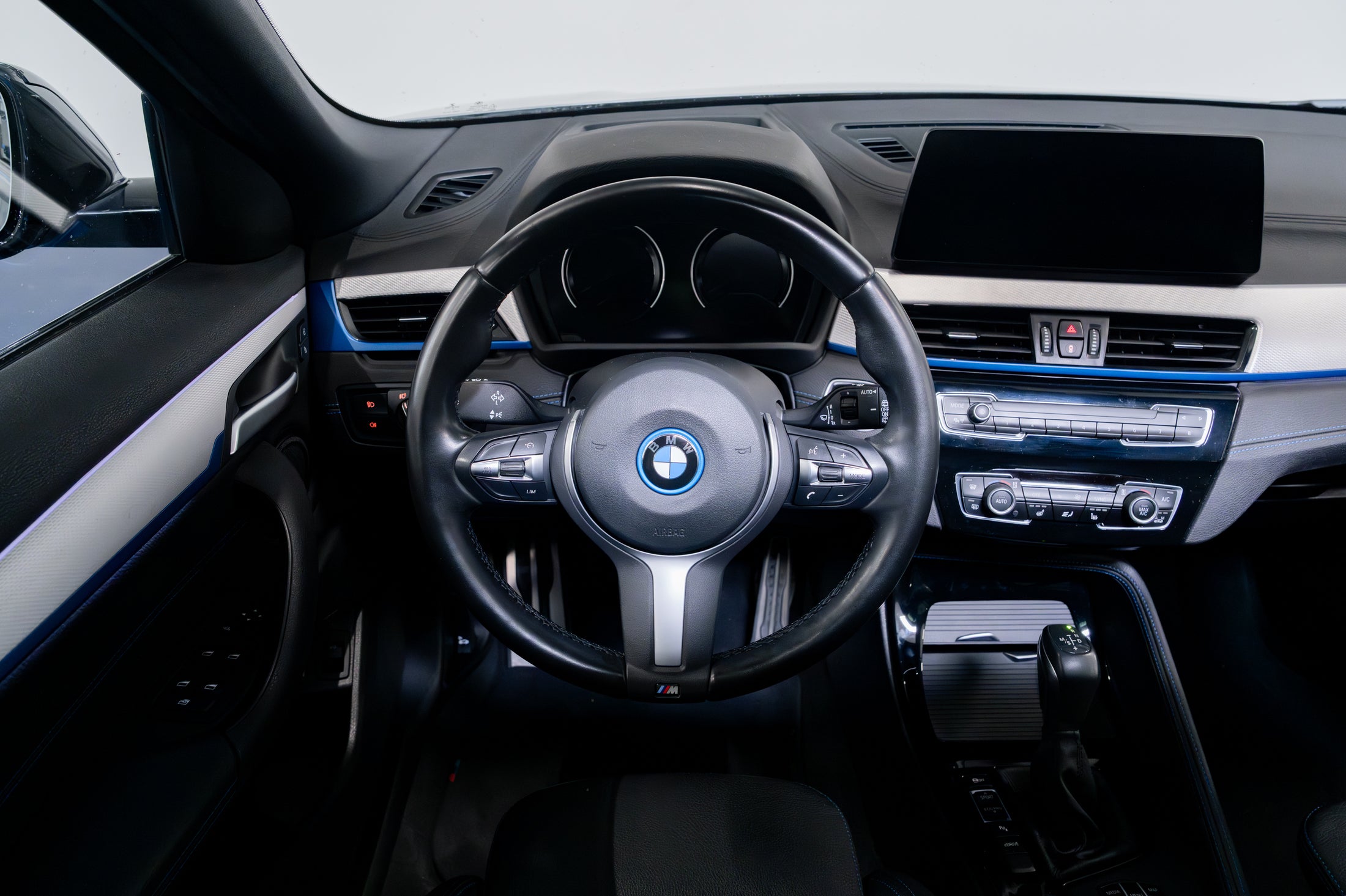 BMW X2 25E