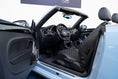 Charger l'image dans la visionneuse de la galerie, Volkswagen Coccinelle Cabriolet
