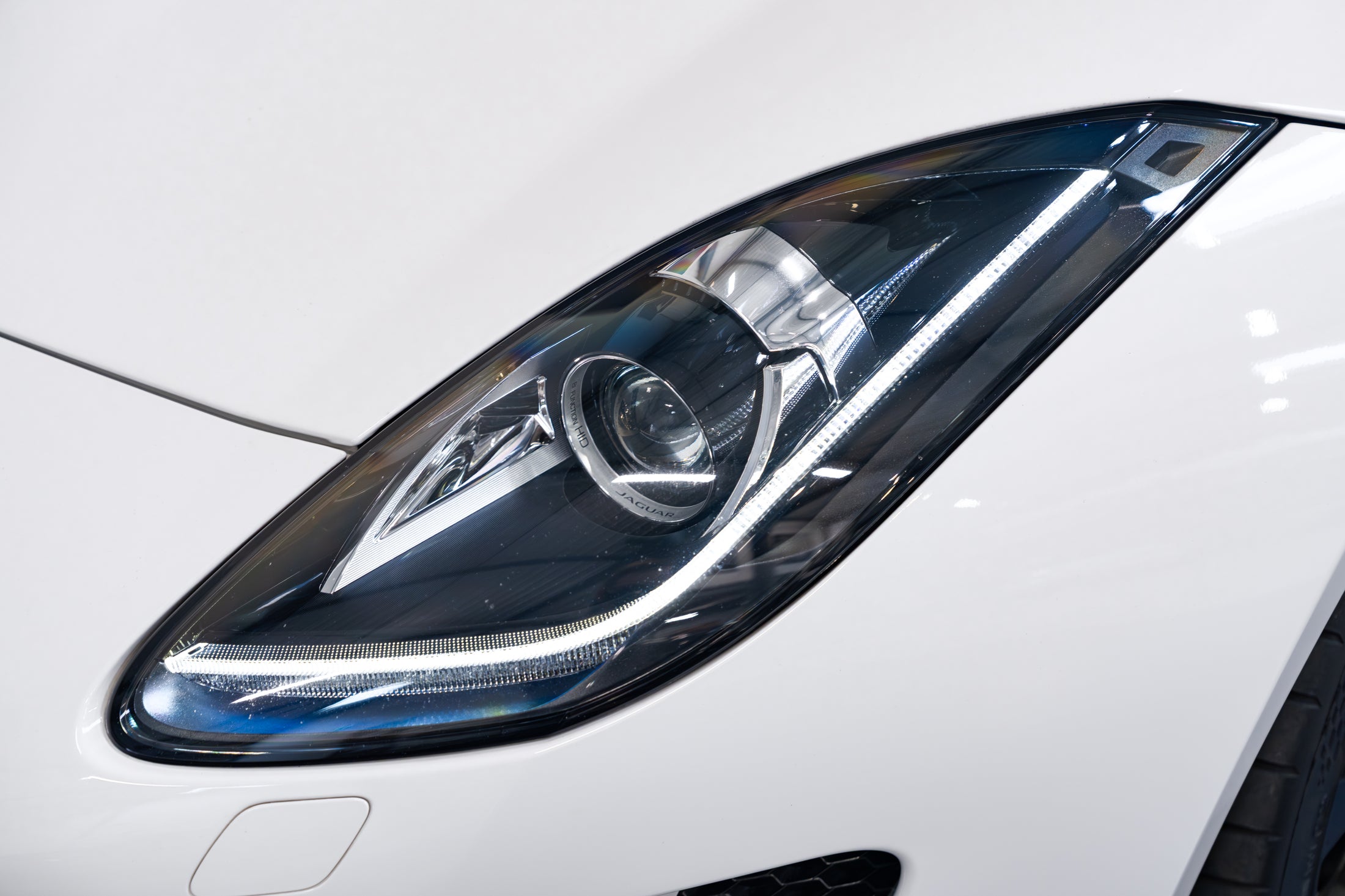 Jaguar F-Type V6