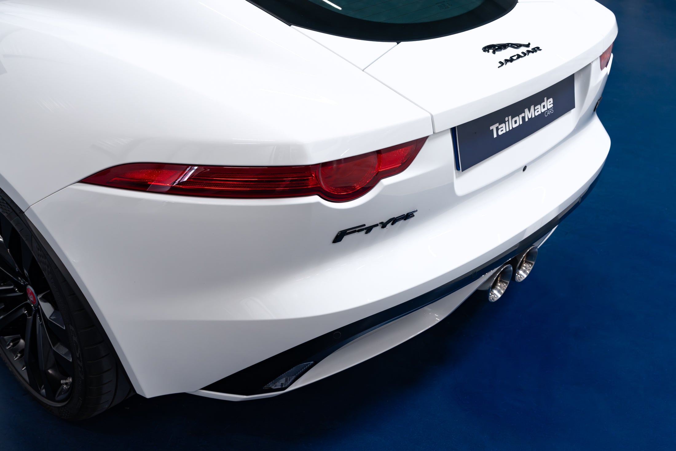 Jaguar F-Type V6