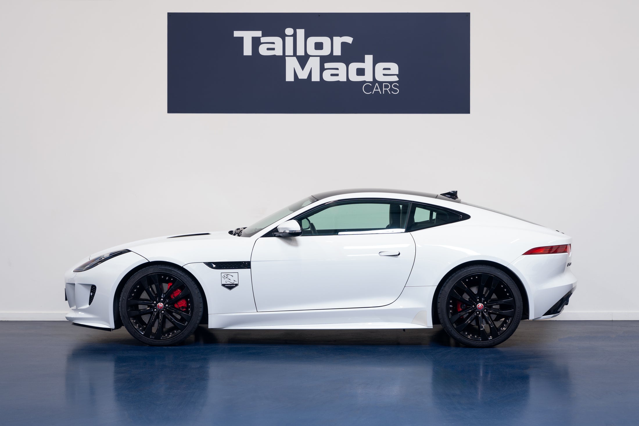 Jaguar F-Type V6