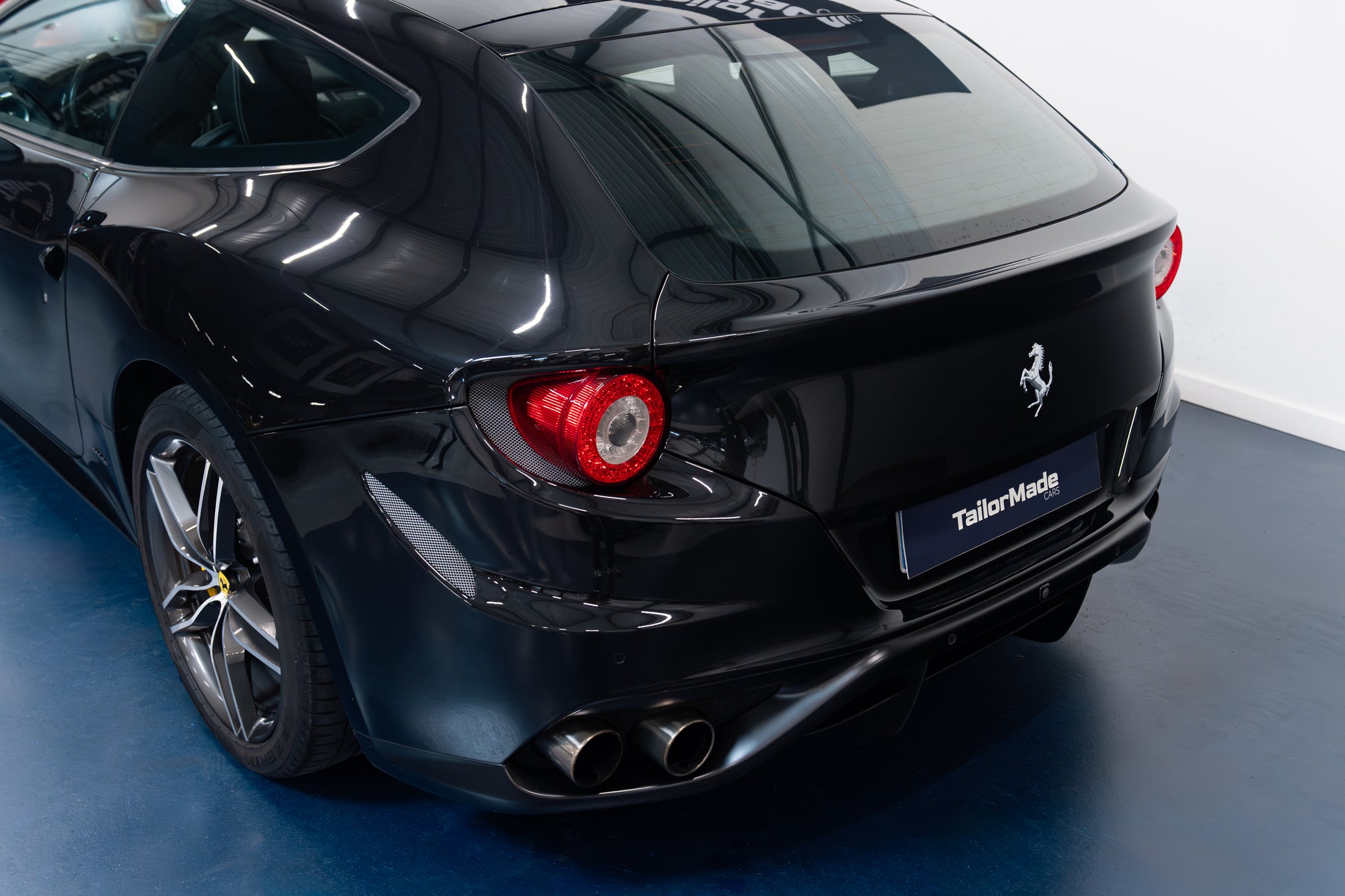 Ferrari FF