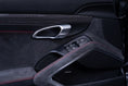 Charger l'image dans la visionneuse de la galerie, Porsche 911 Carrera 4 GTS Cabriolet

