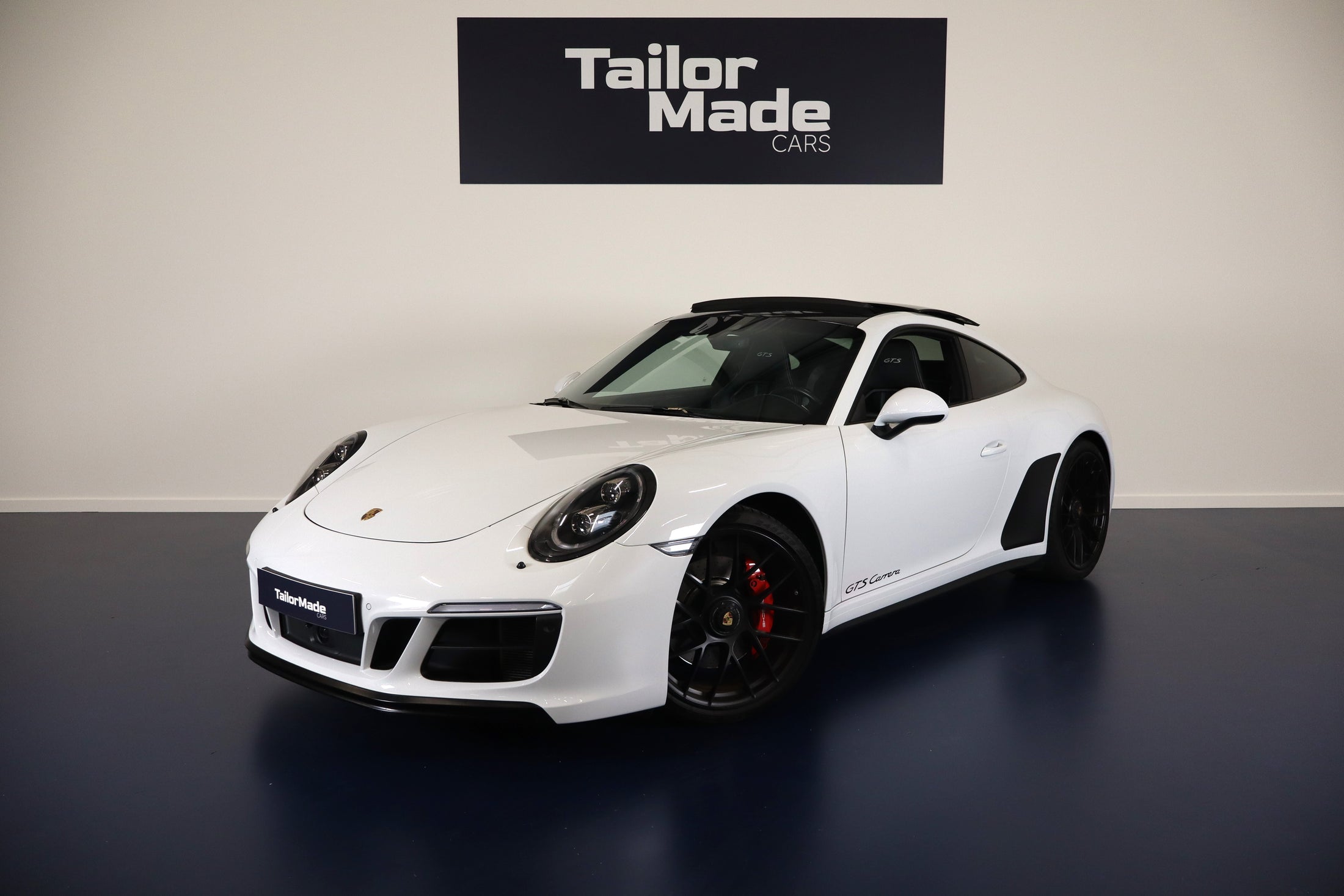 Porsche 911 carrera 4 GTS