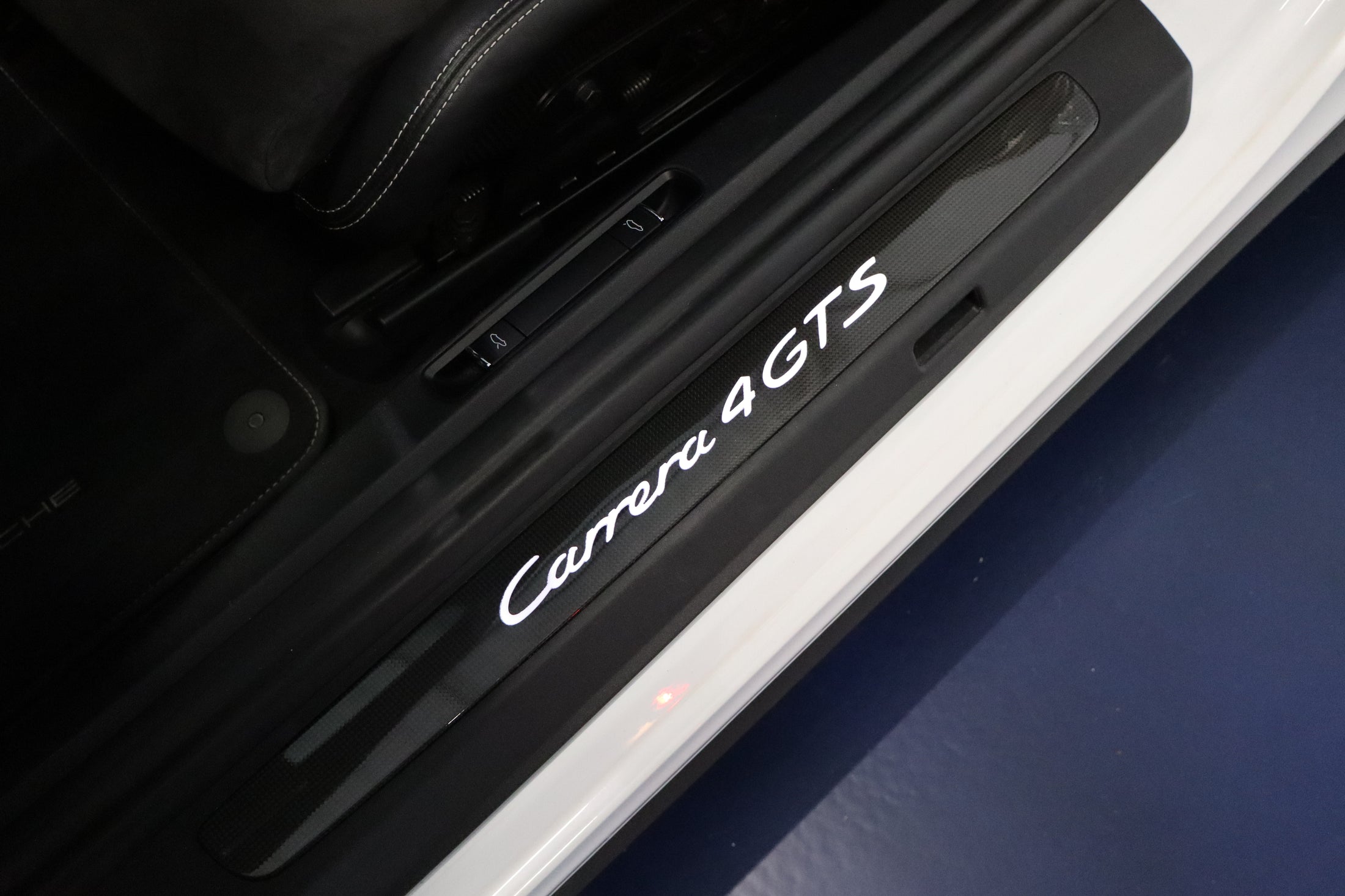Porsche 911 carrera 4 GTS