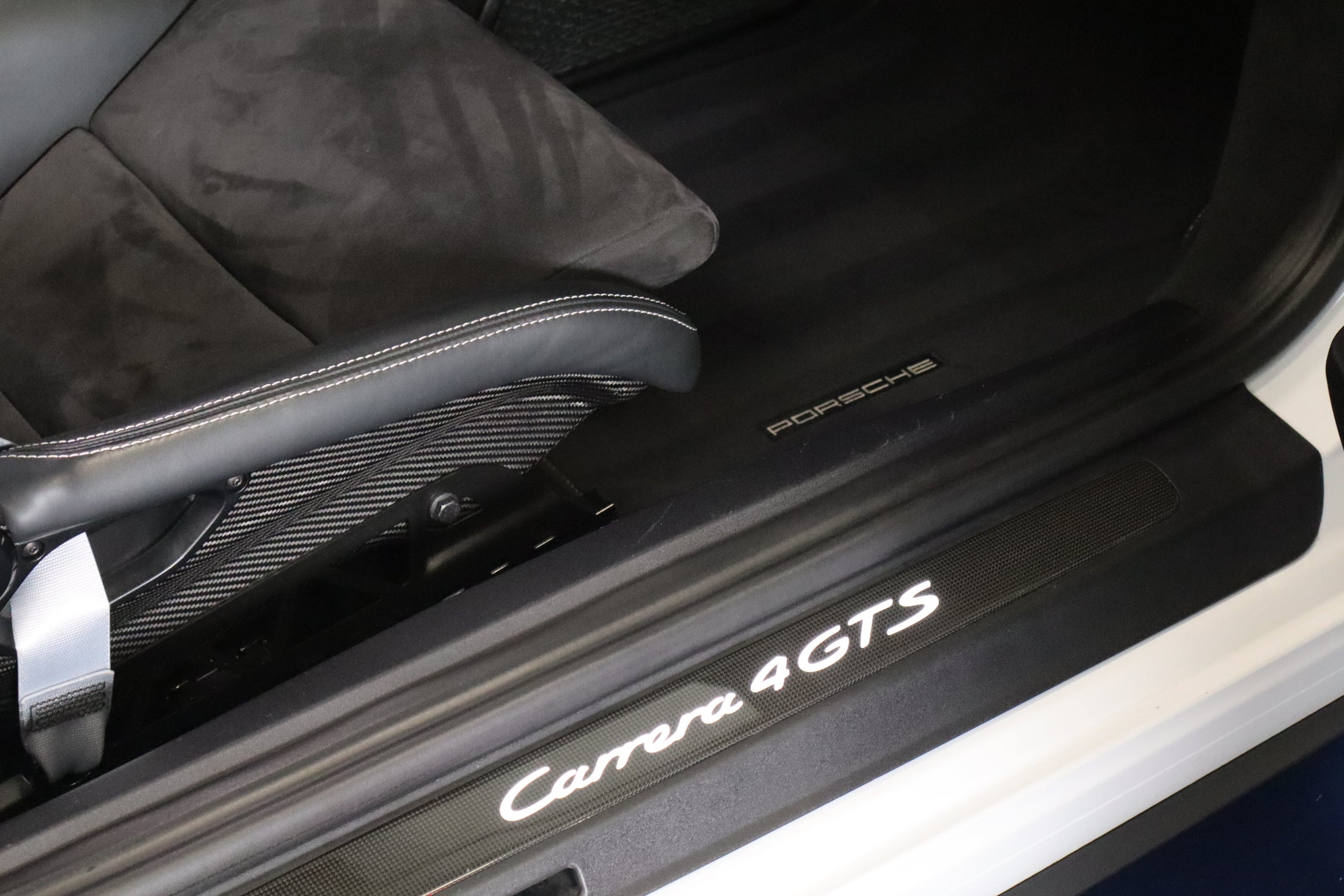 Porsche 911 carrera 4 GTS