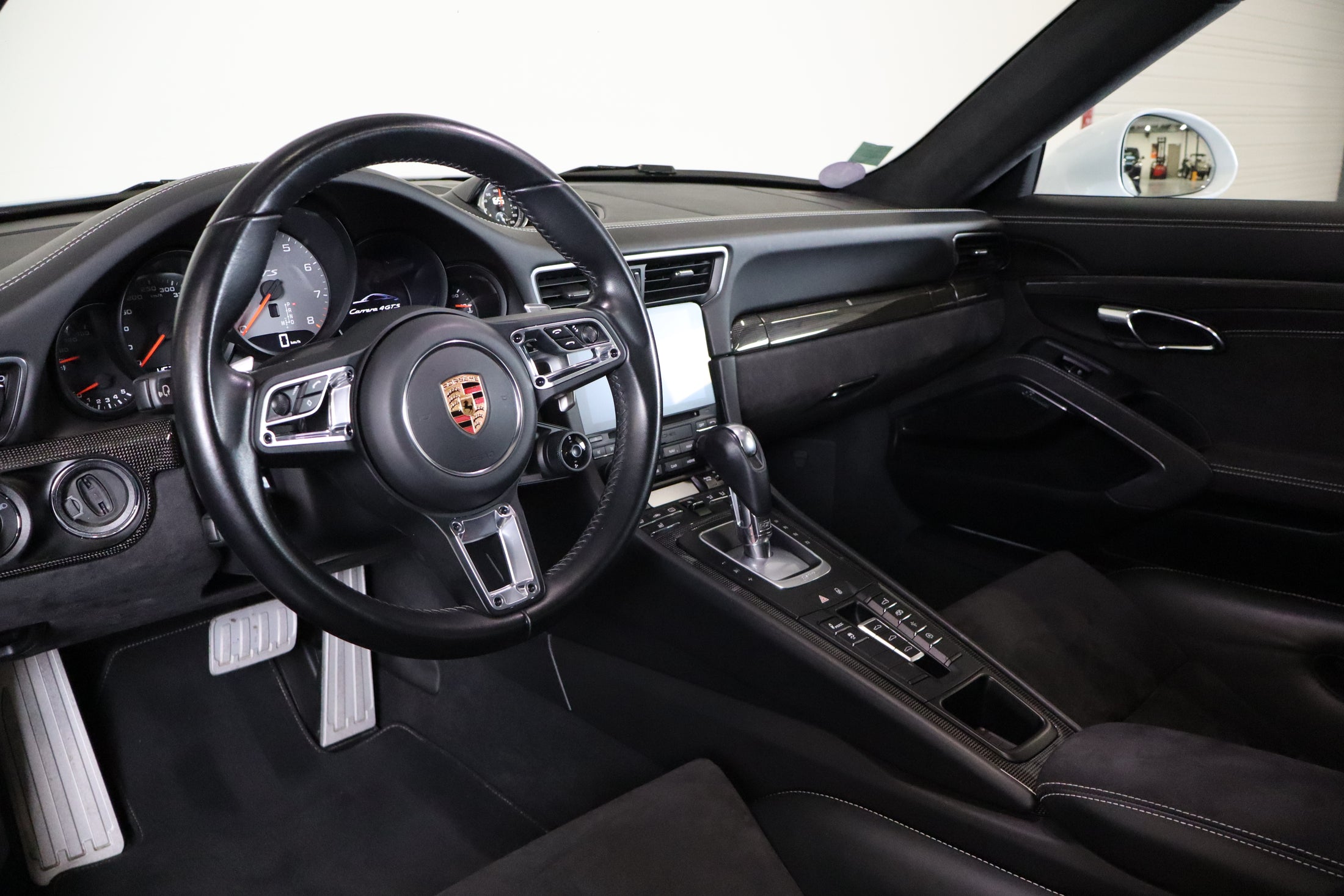 Porsche 911 carrera 4 GTS