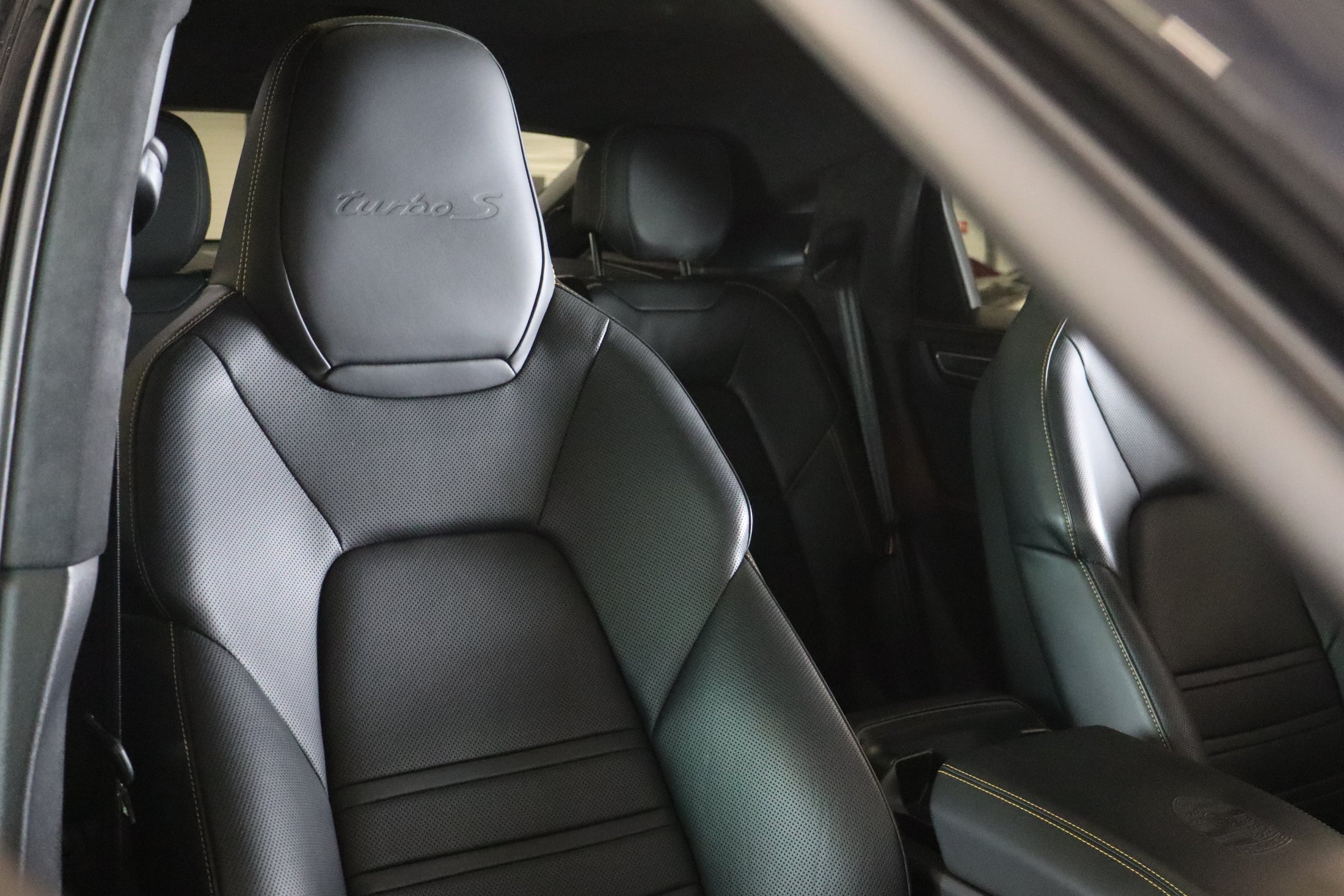 Porsche Cayenne coupe Turbo S