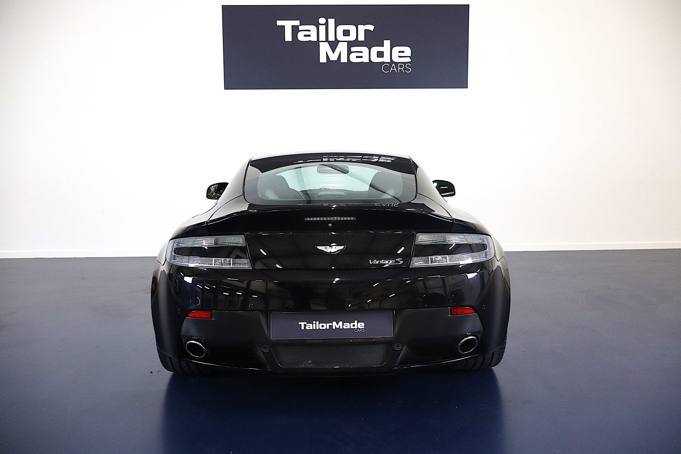 Aston Martin V8 Vantage
