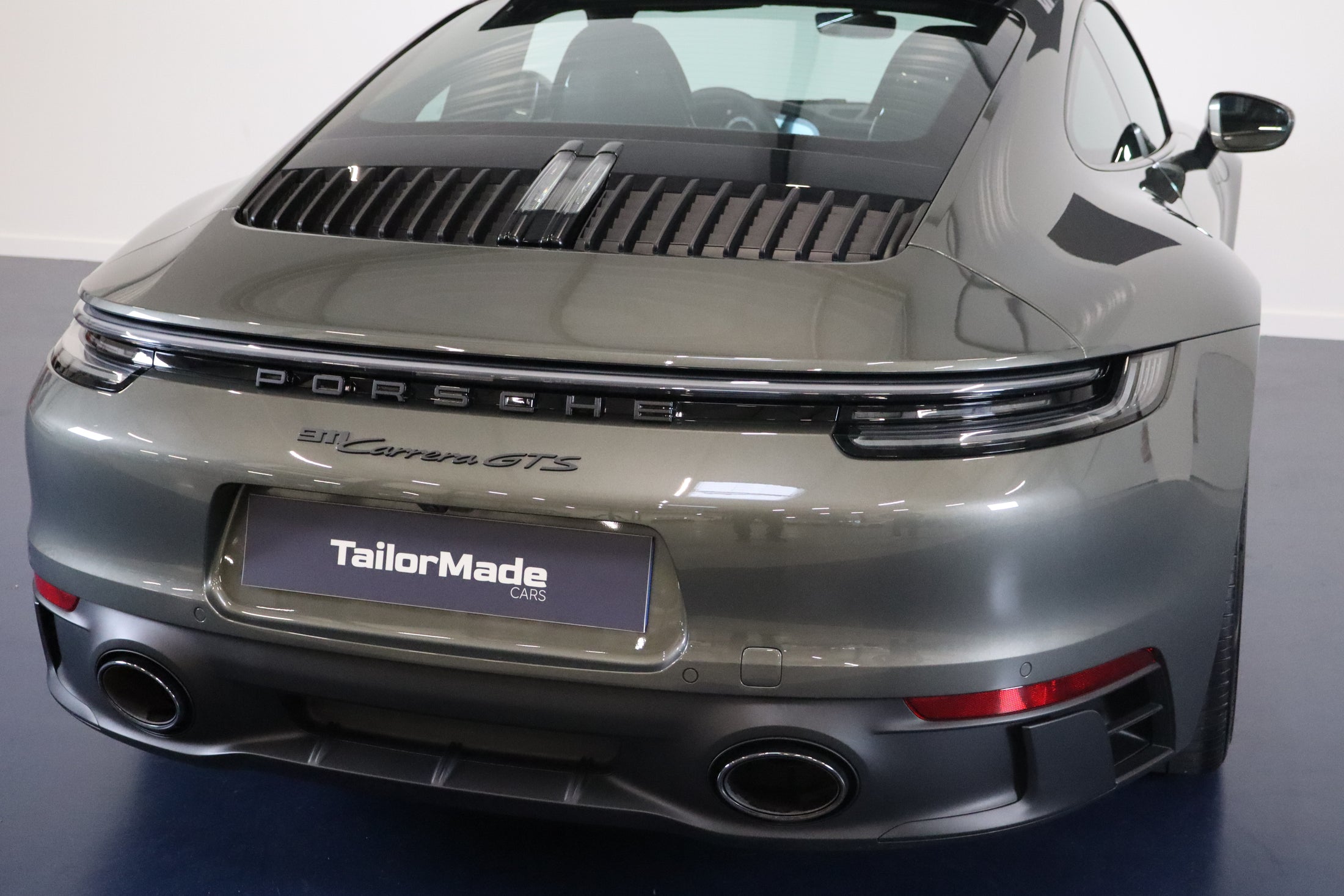 Porsche 911 GTS Coupe