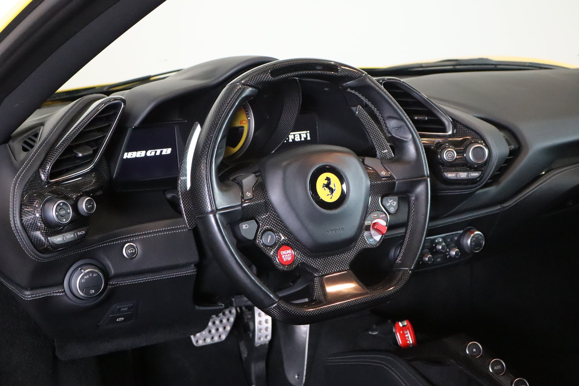 FERRARI 488 GTB