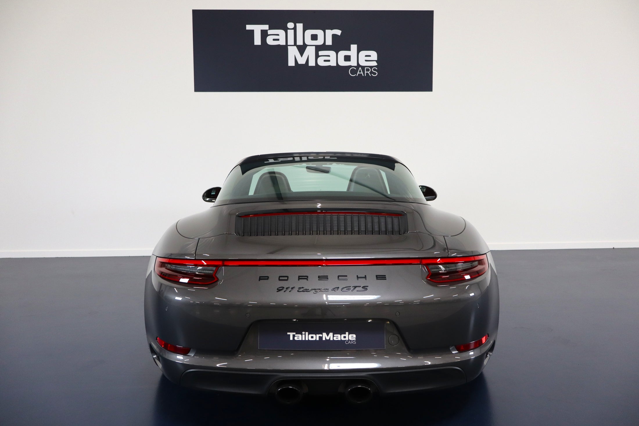 Porsche 911 Targa 4 GTS 450 PDK