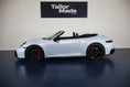 Charger l'image dans la visionneuse de la galerie, Porsche 911 Cabriolet 3.6 541 4 GTS PDK
